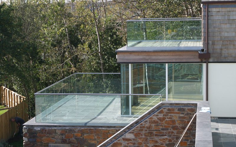 External Base Fixed Channel with Handrail Balcony
